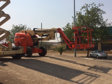 PLATAFORMA ARTICULADA 16 M